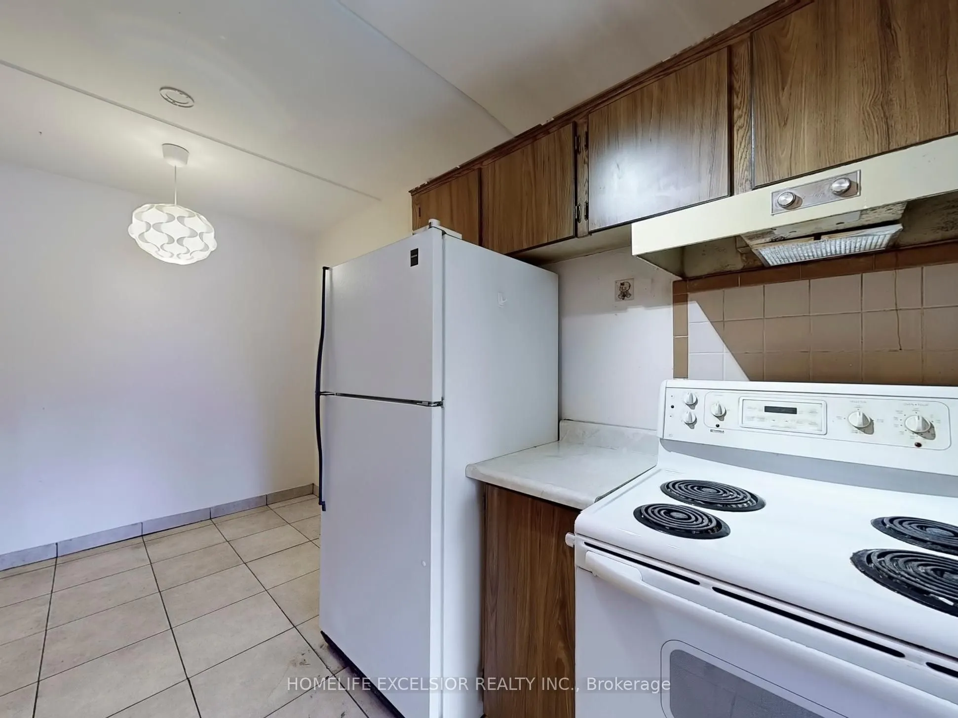 2 Glamorgan Avenue, #202