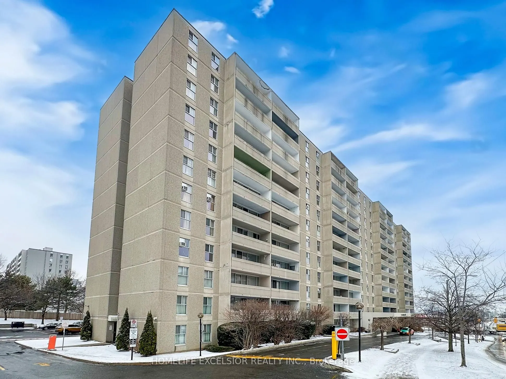 2 Glamorgan Avenue, #202