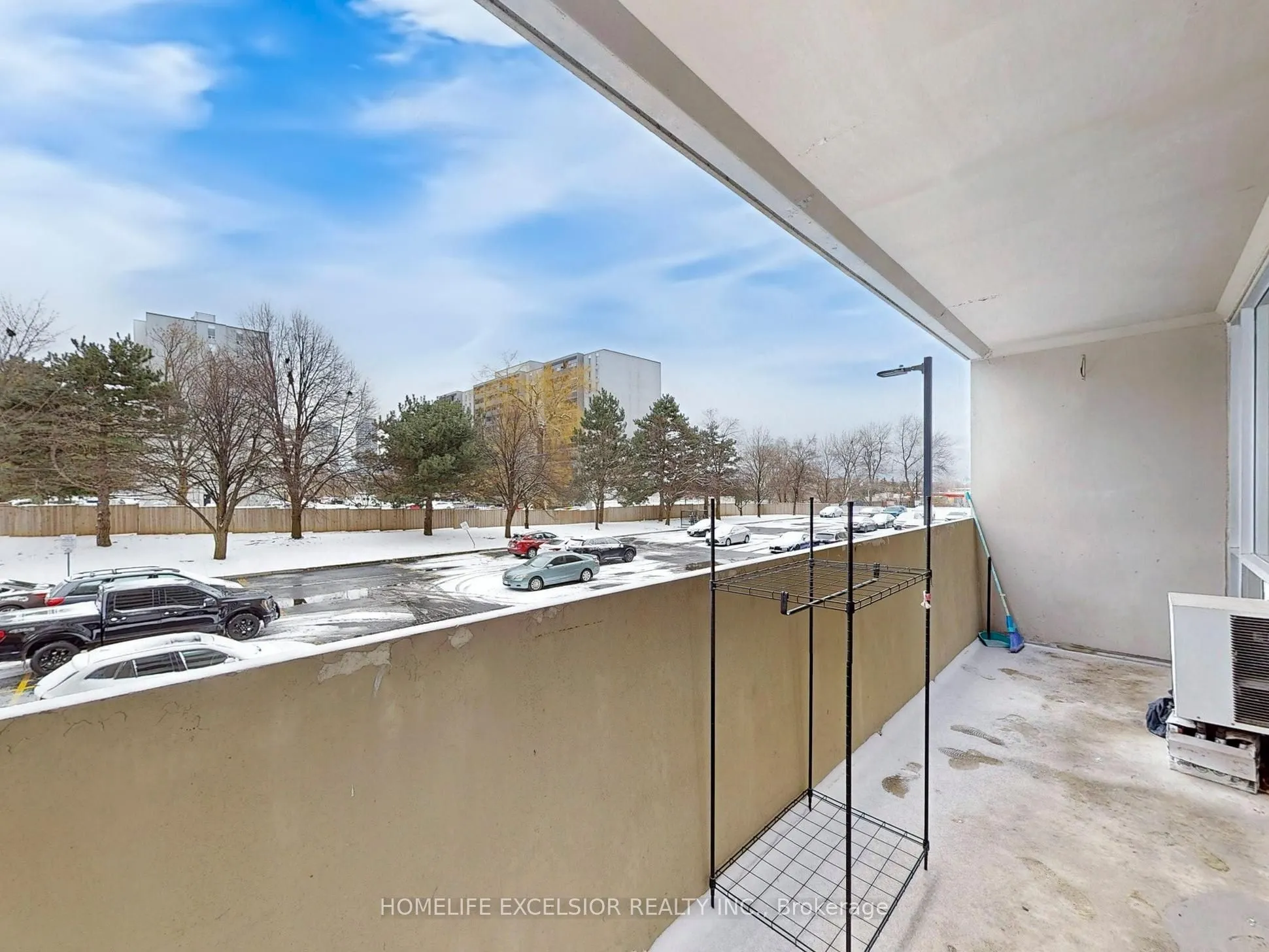 2 Glamorgan Avenue, #202