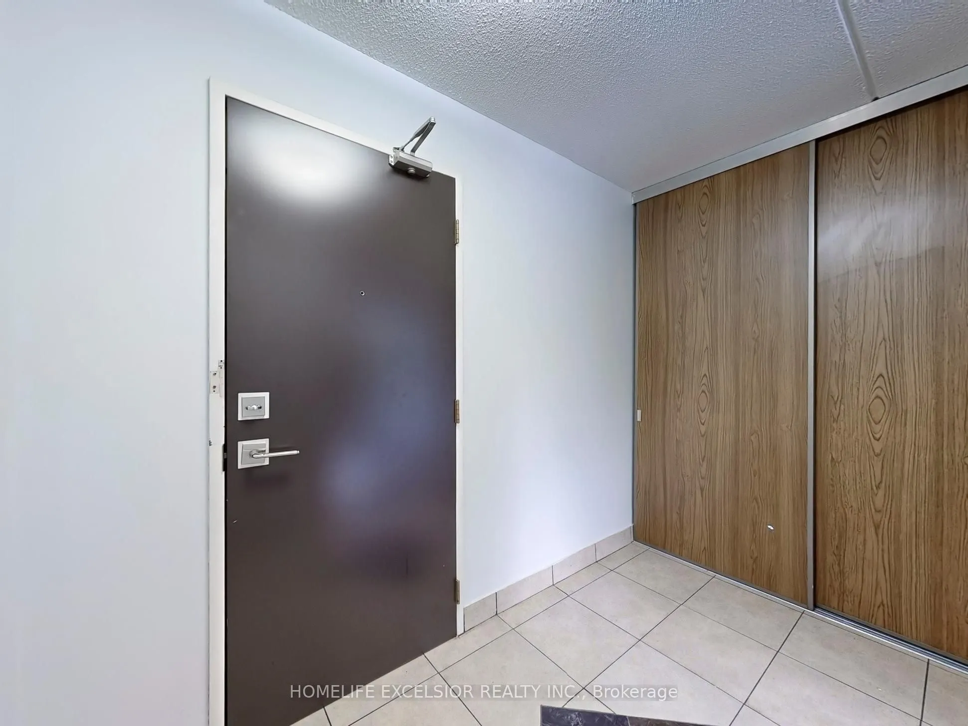 2 Glamorgan Avenue, #202