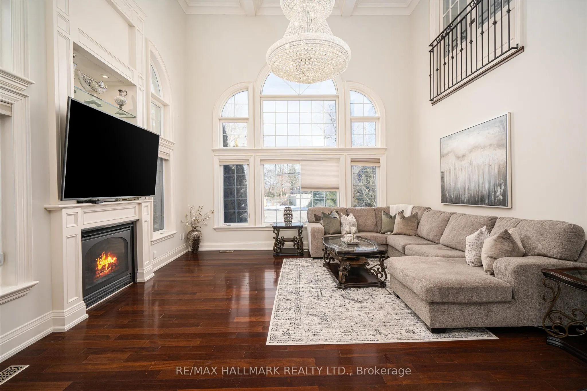 92 Hill Crescent
