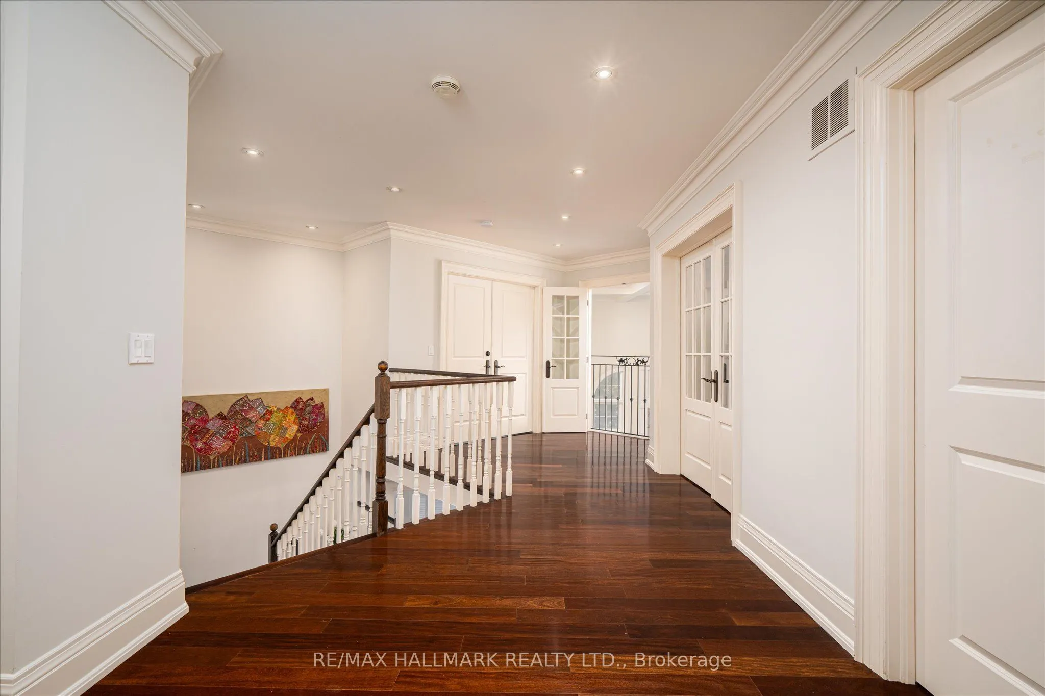 92 Hill Crescent
