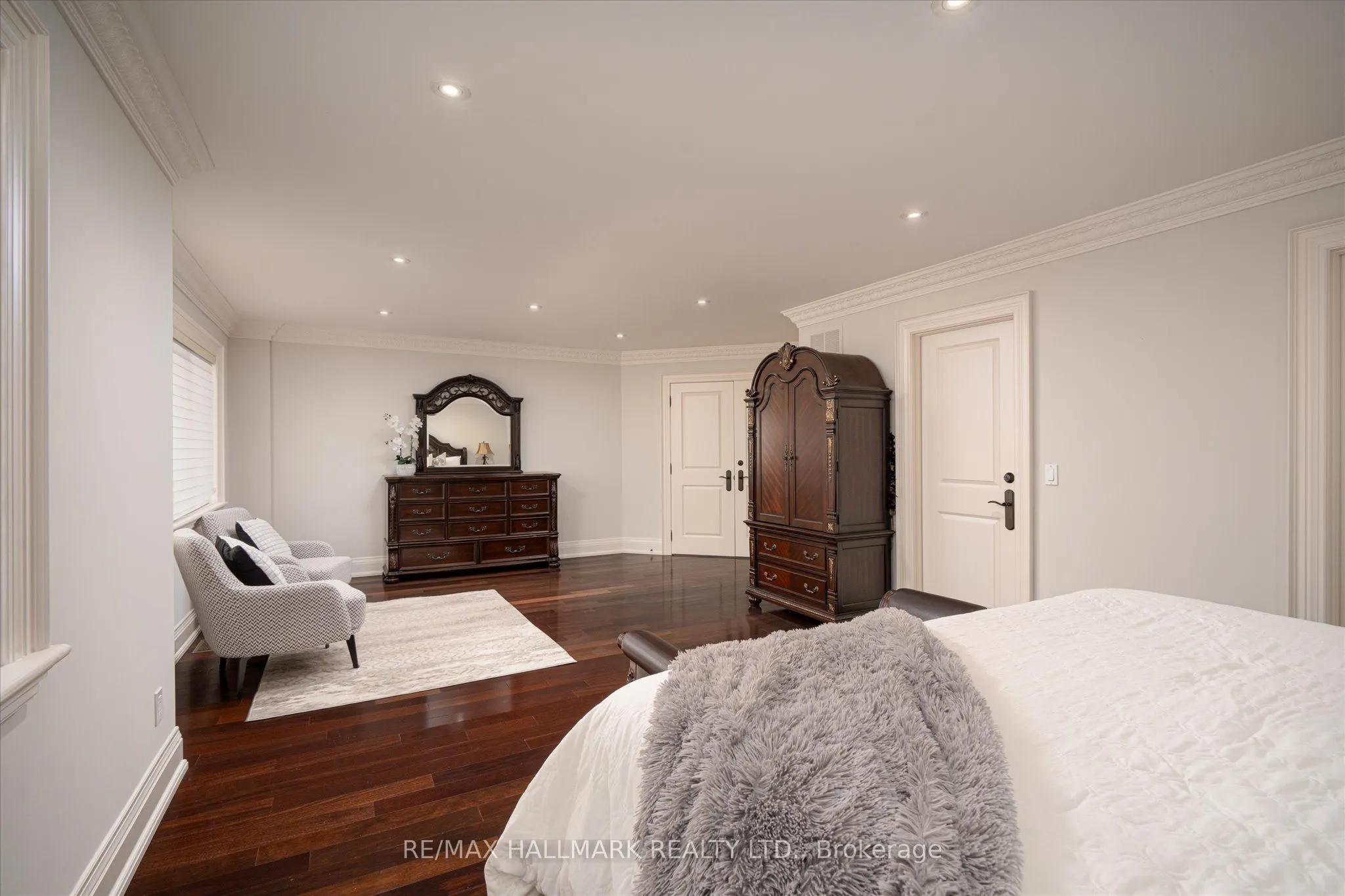 92 Hill Crescent