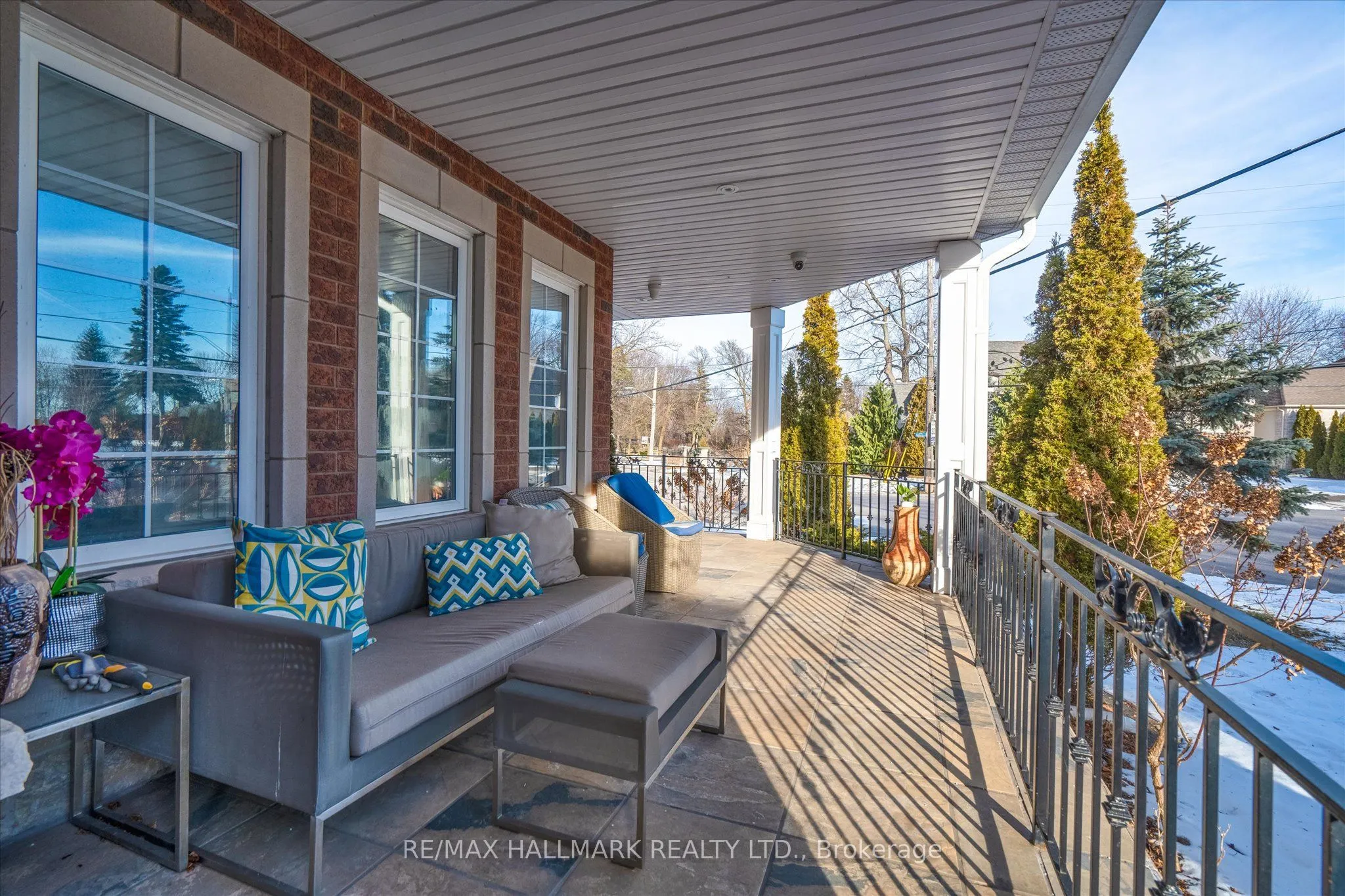92 Hill Crescent