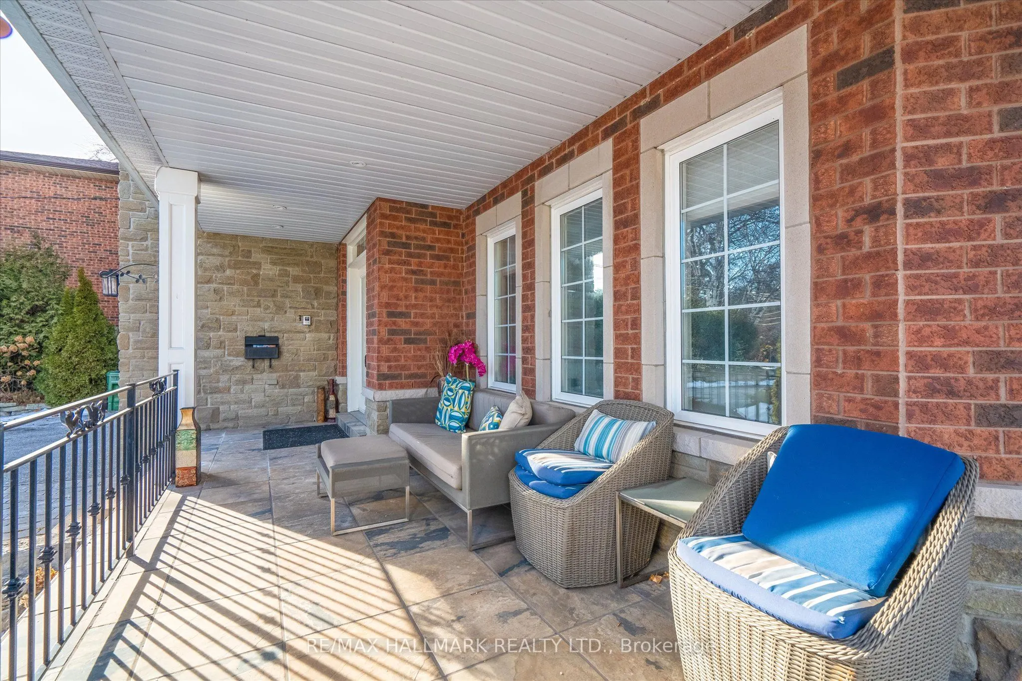 92 Hill Crescent