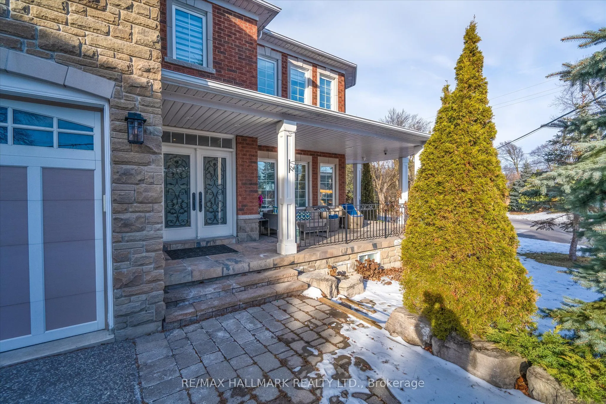 92 Hill Crescent