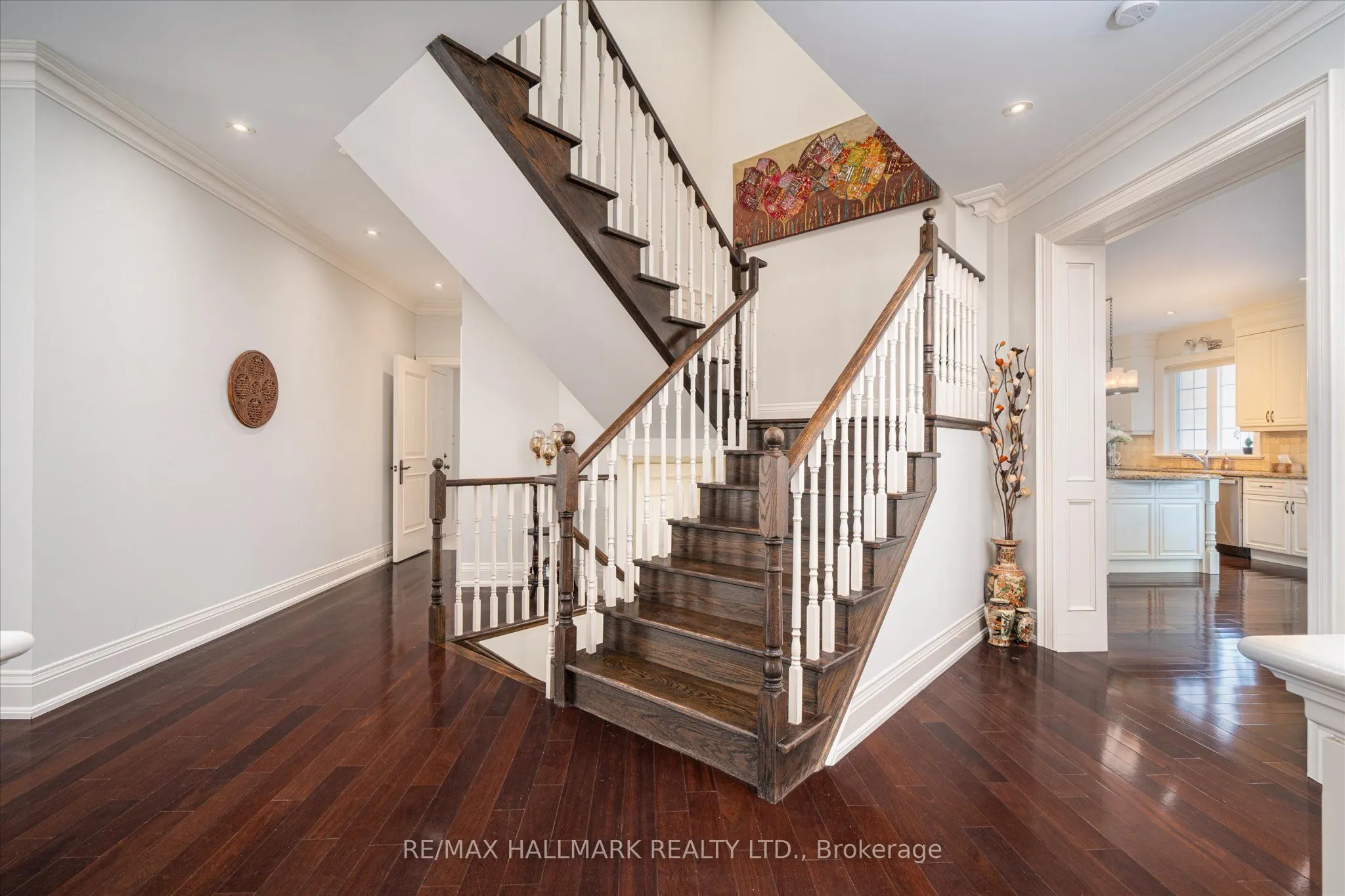 92 Hill Crescent