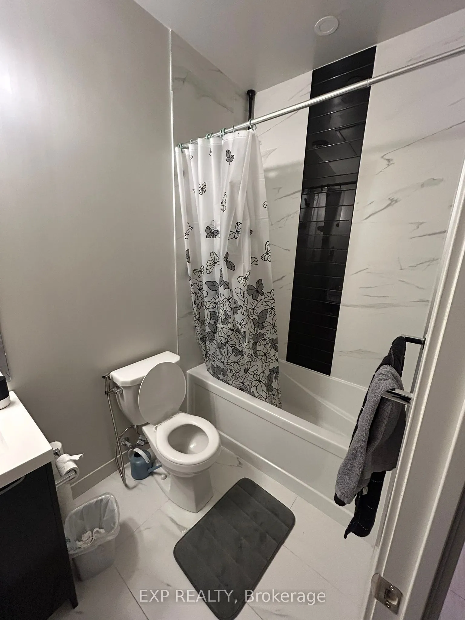 90 Glen Everest Road #111