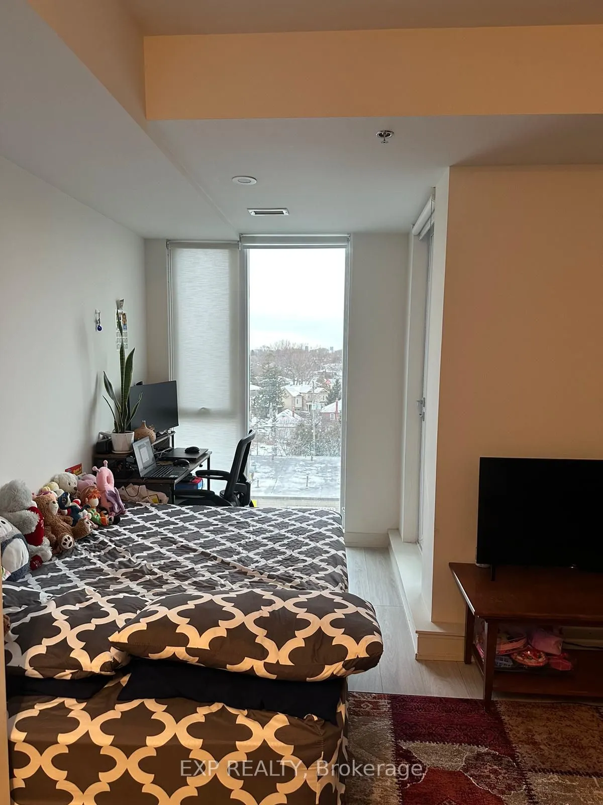 90 Glen Everest Road #111