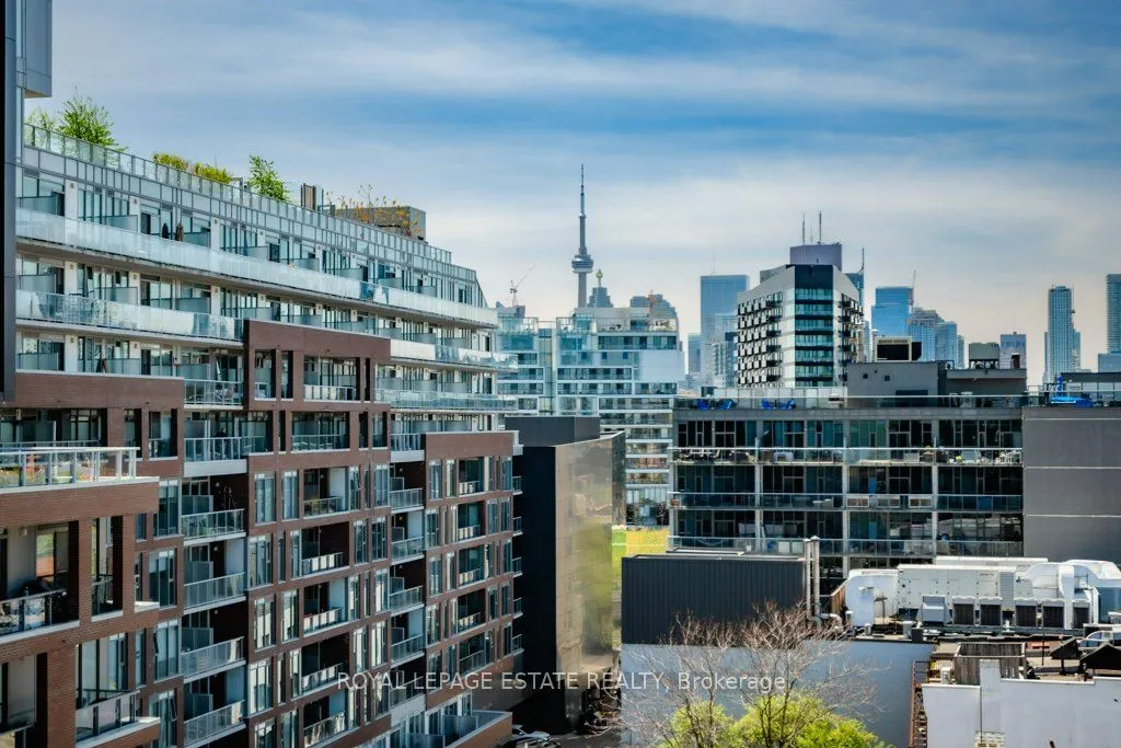 665 Queen Street E, #403