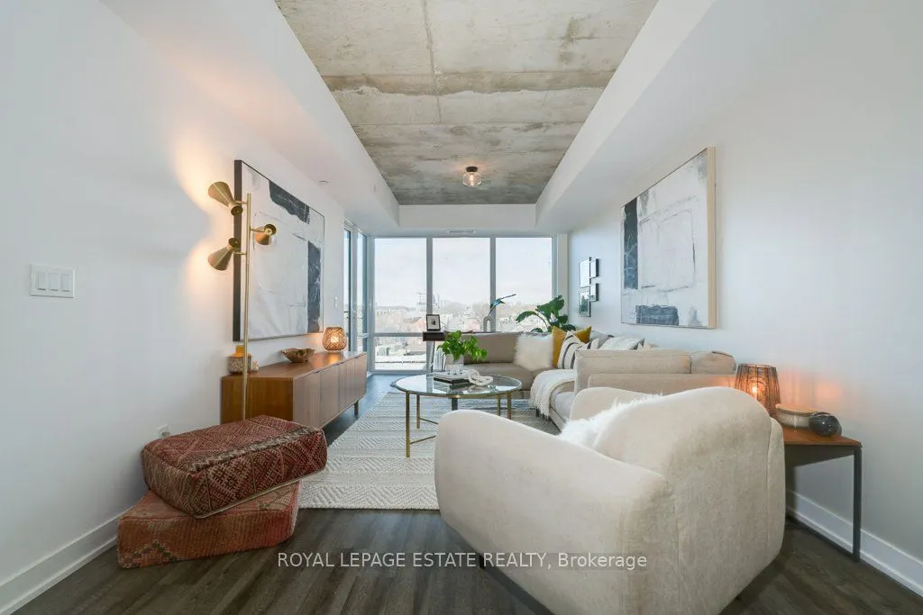 665 Queen Street E, #403
