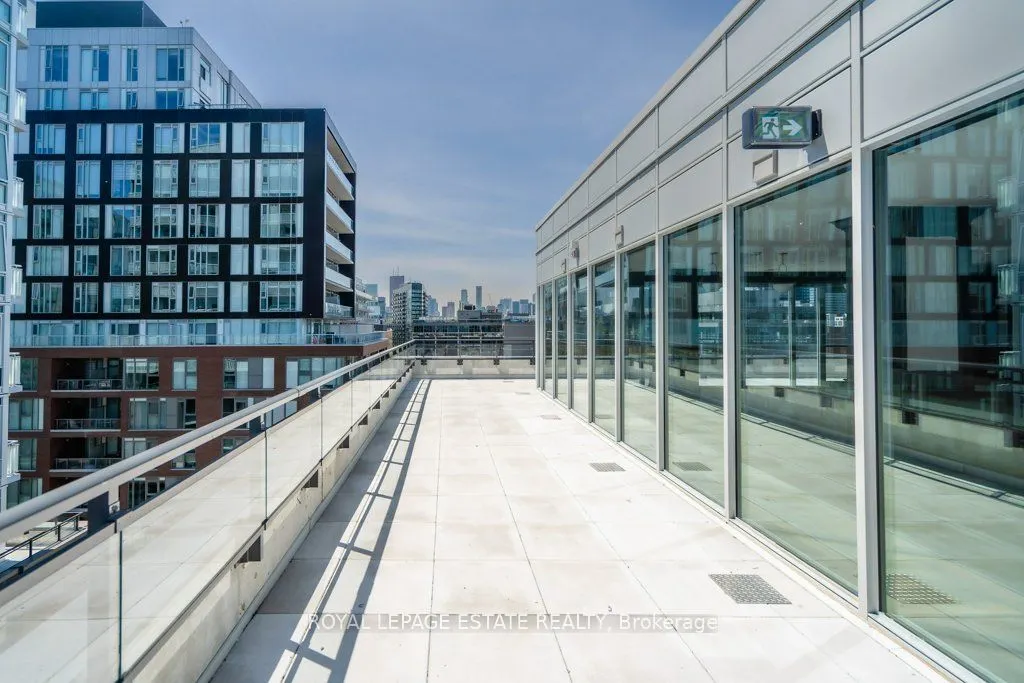 665 Queen Street E, #403