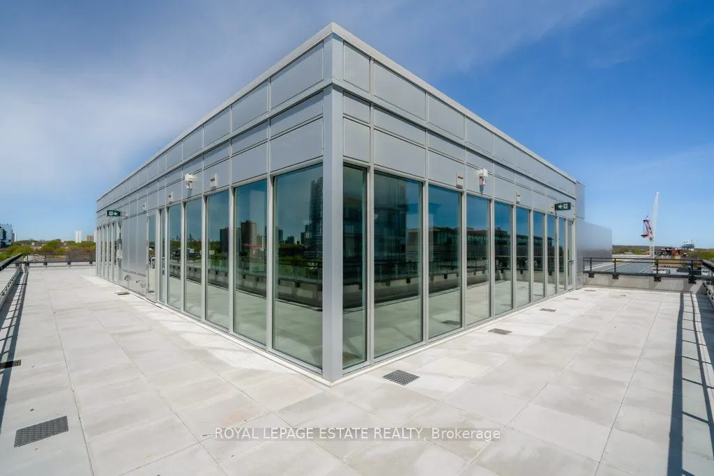 665 Queen Street E, #403