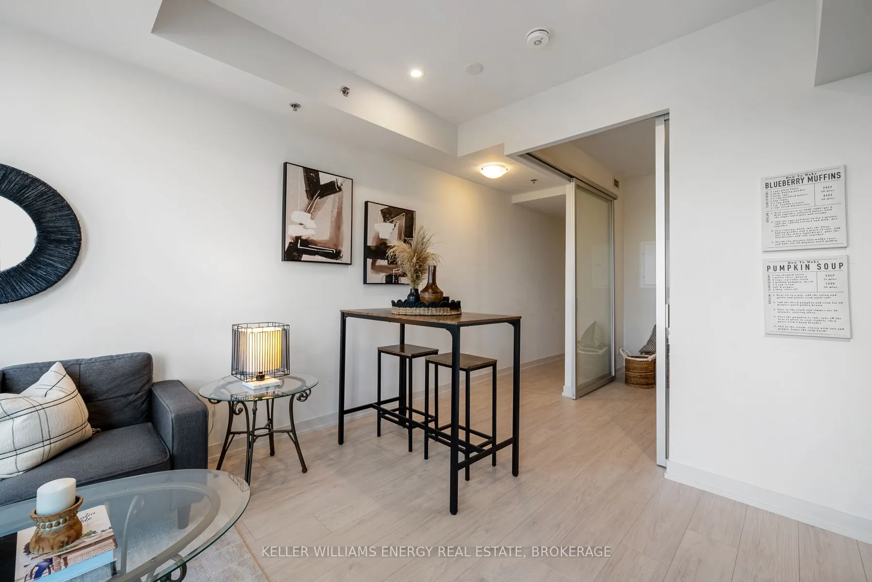 90 Glen Everest Road, #804