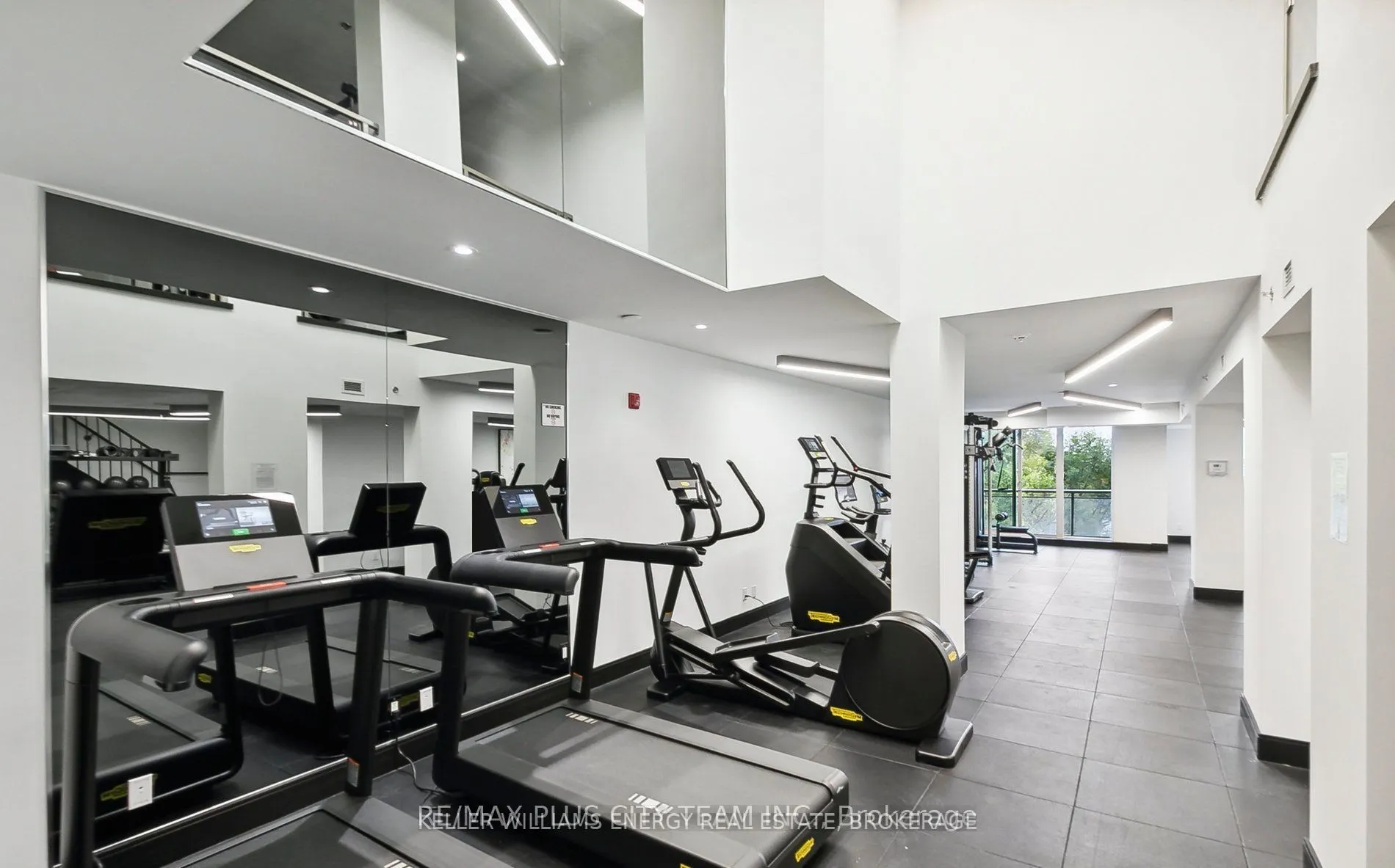 90 Glen Everest Road, #804