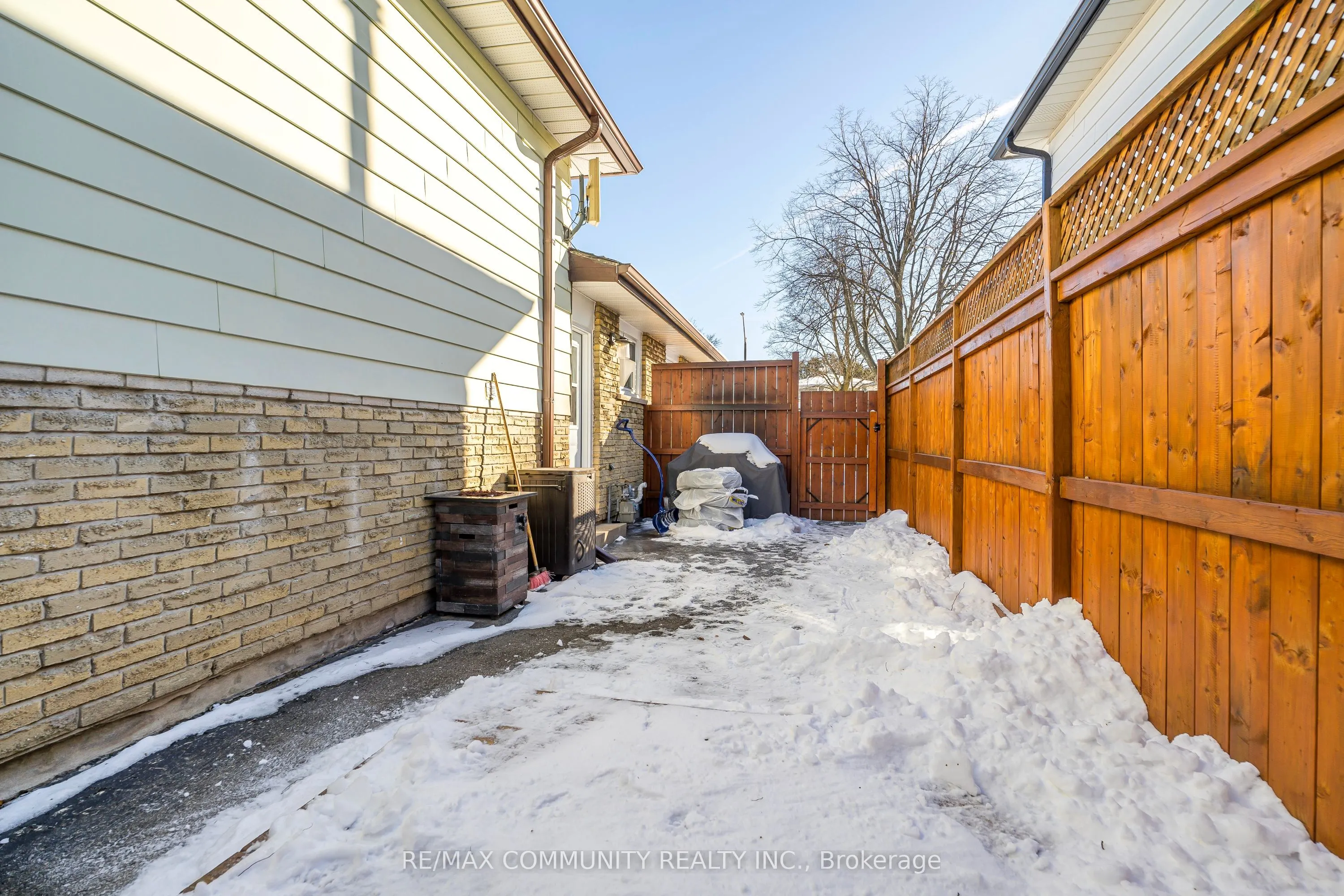 506 Lanark Drive