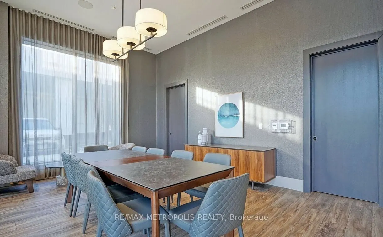 2550 Simcoe Street N, #2020