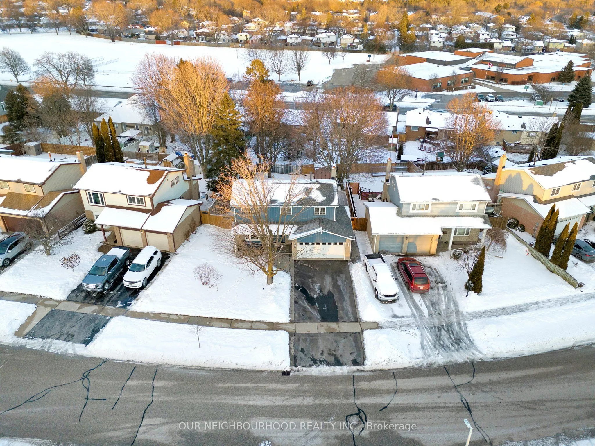 17 Rhonda Boulevard