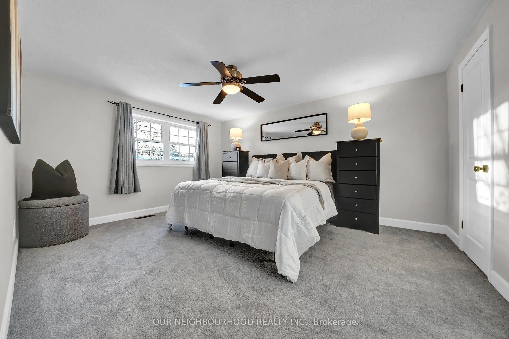17 Rhonda Boulevard