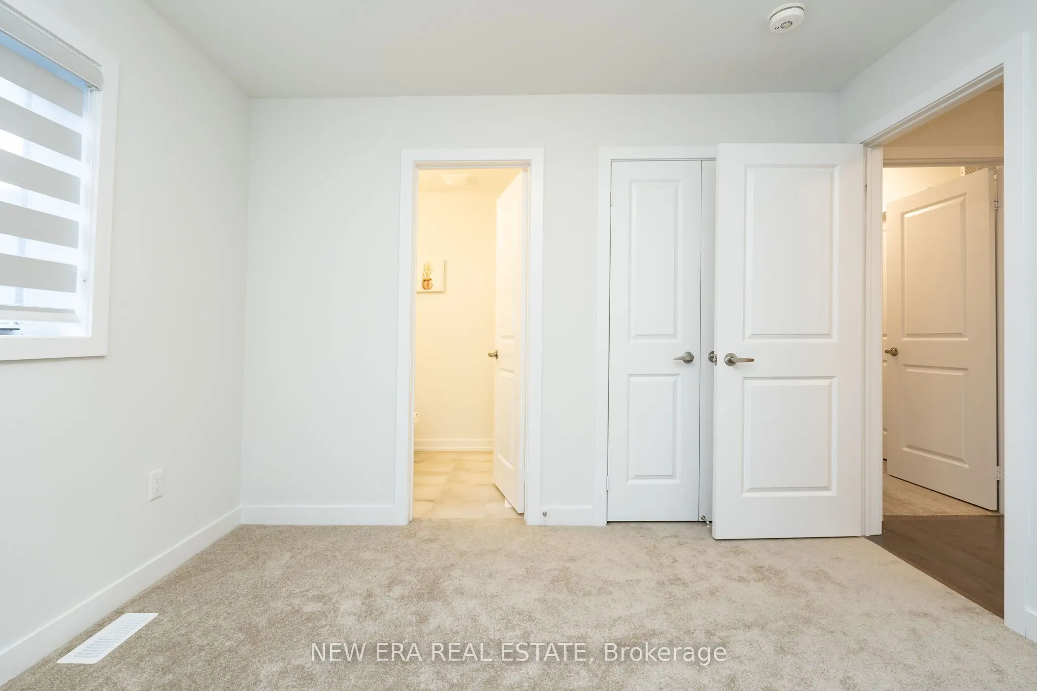 1 B Norbury Crescent