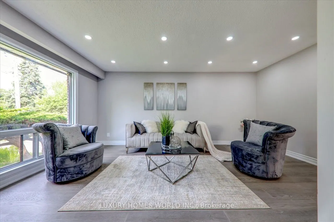 951 Essa Crescent