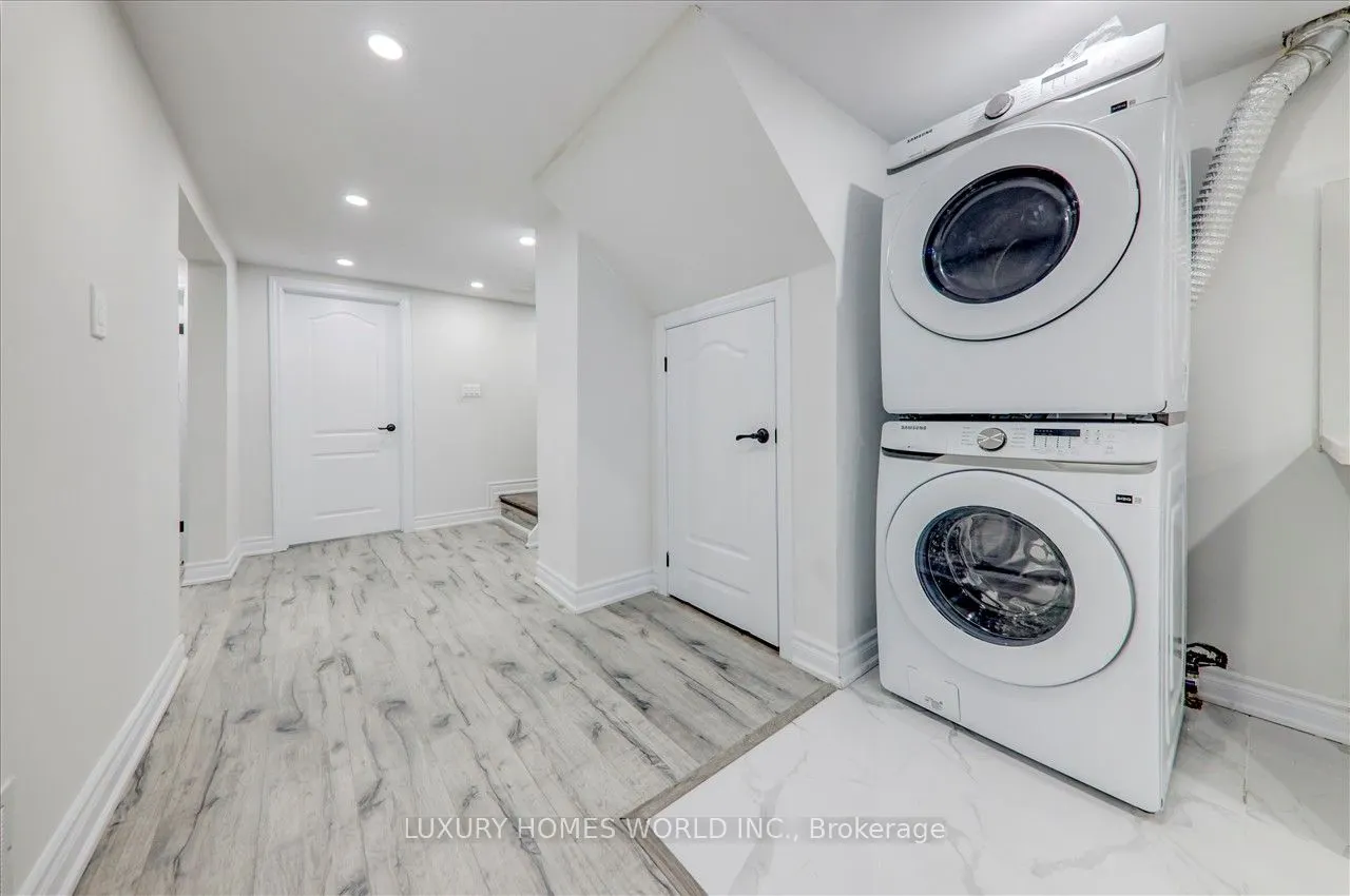 951 Essa Crescent