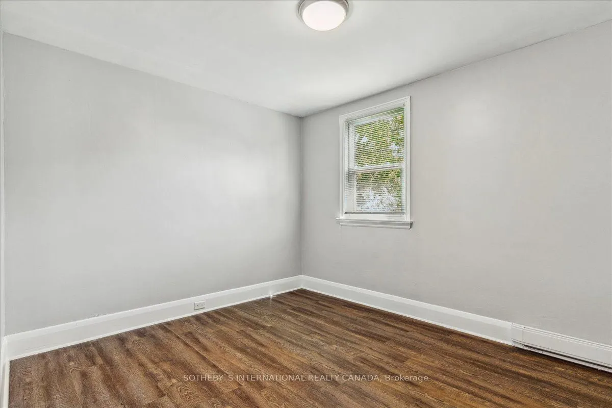 32 Olive Avenue