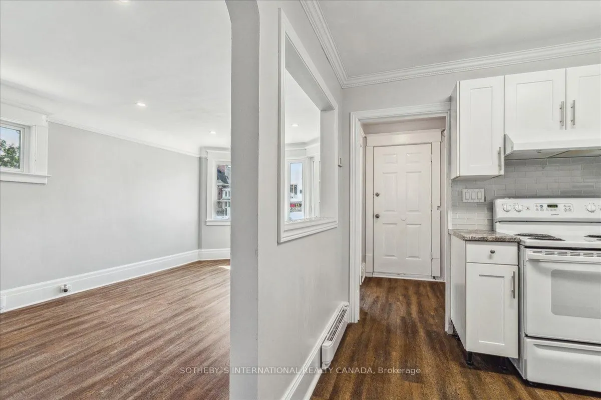 32 Olive Avenue