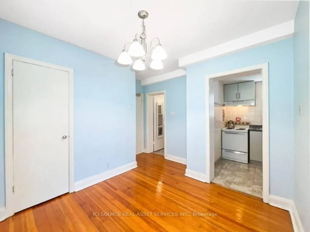 116 Eastwood Road, #1
