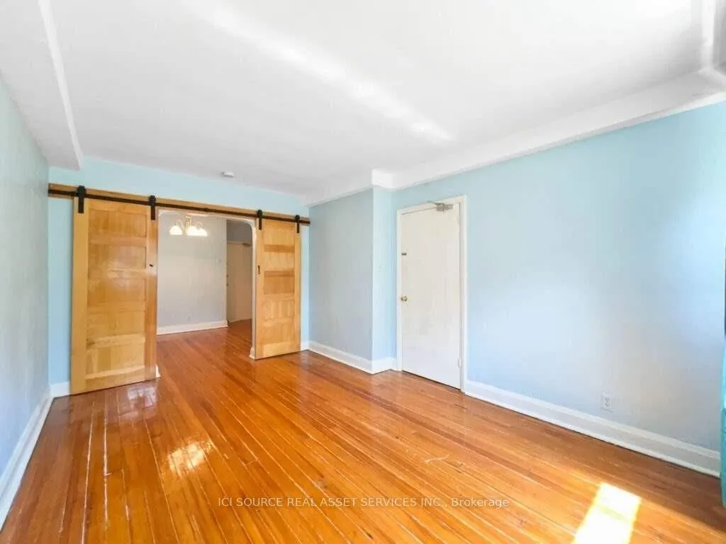 116 Eastwood Road, #1