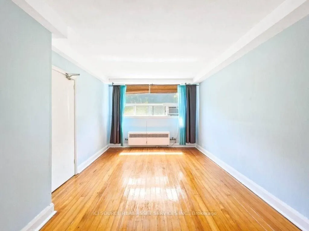 116 Eastwood Road, #1