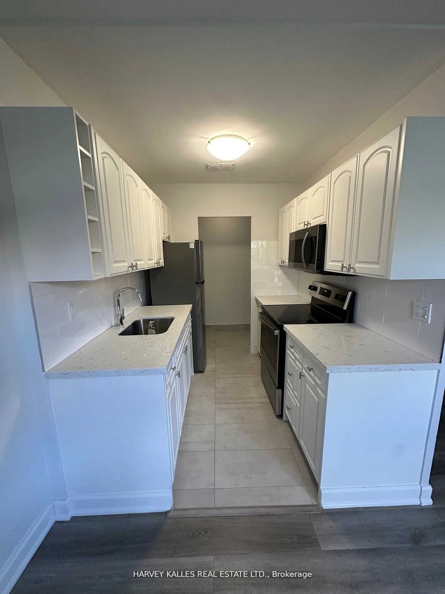 1055 Victoria Park Avenue, #307