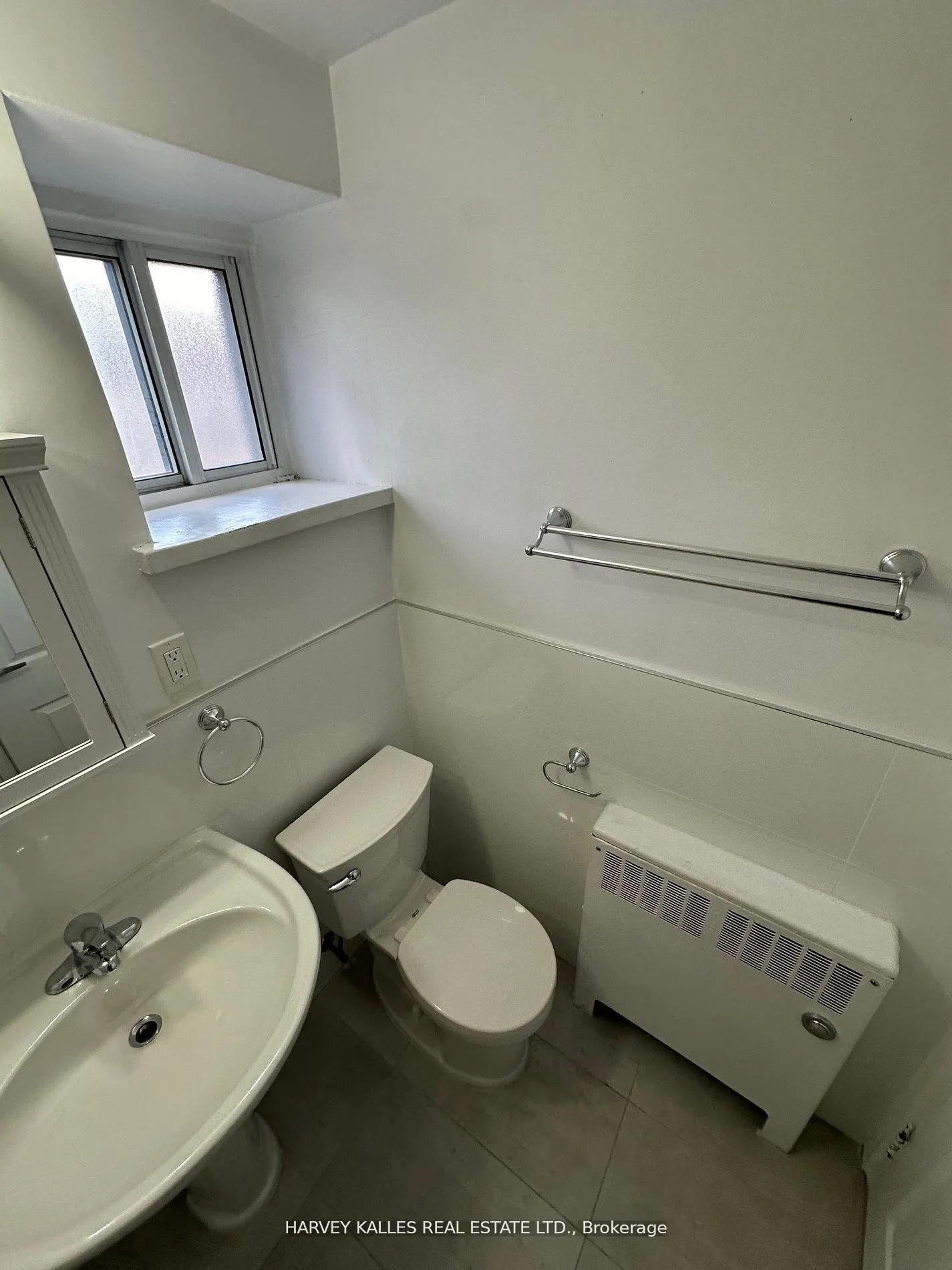 1055 Victoria Park Avenue, #307