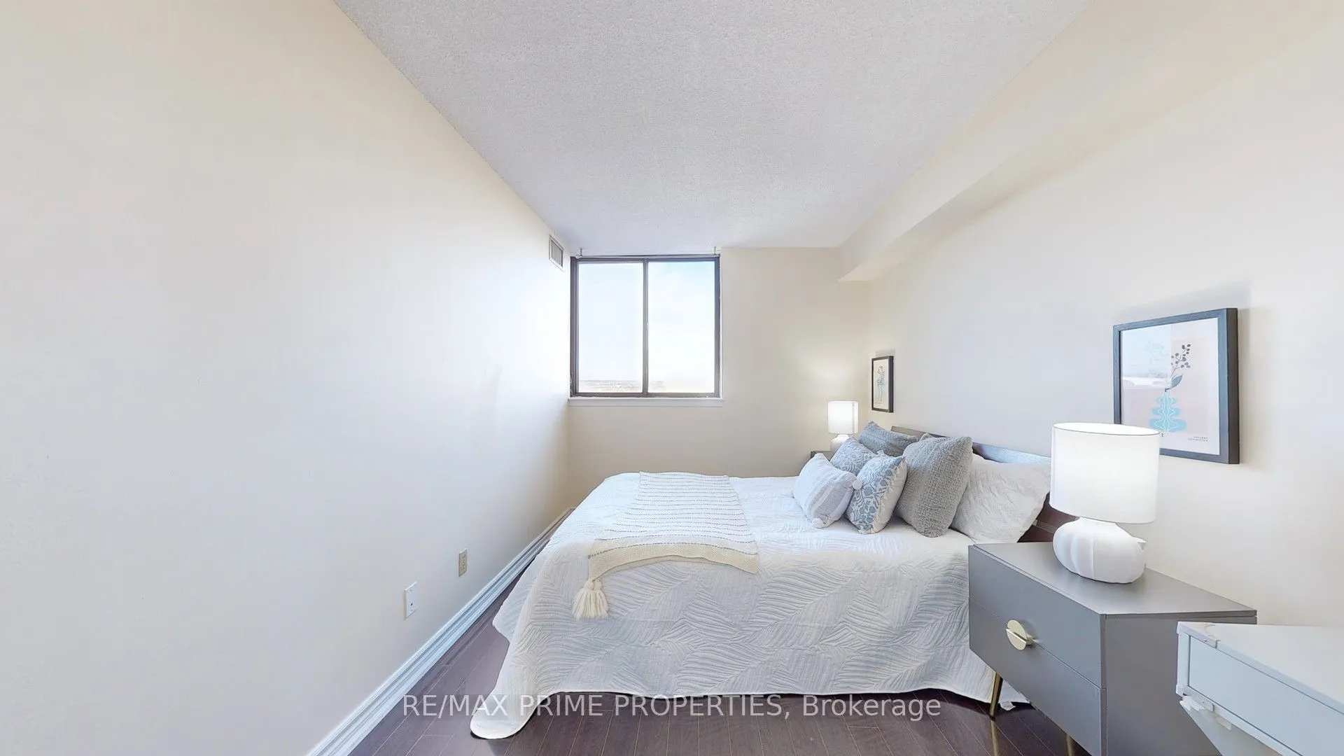 55 Bamburgh Circle, #1112