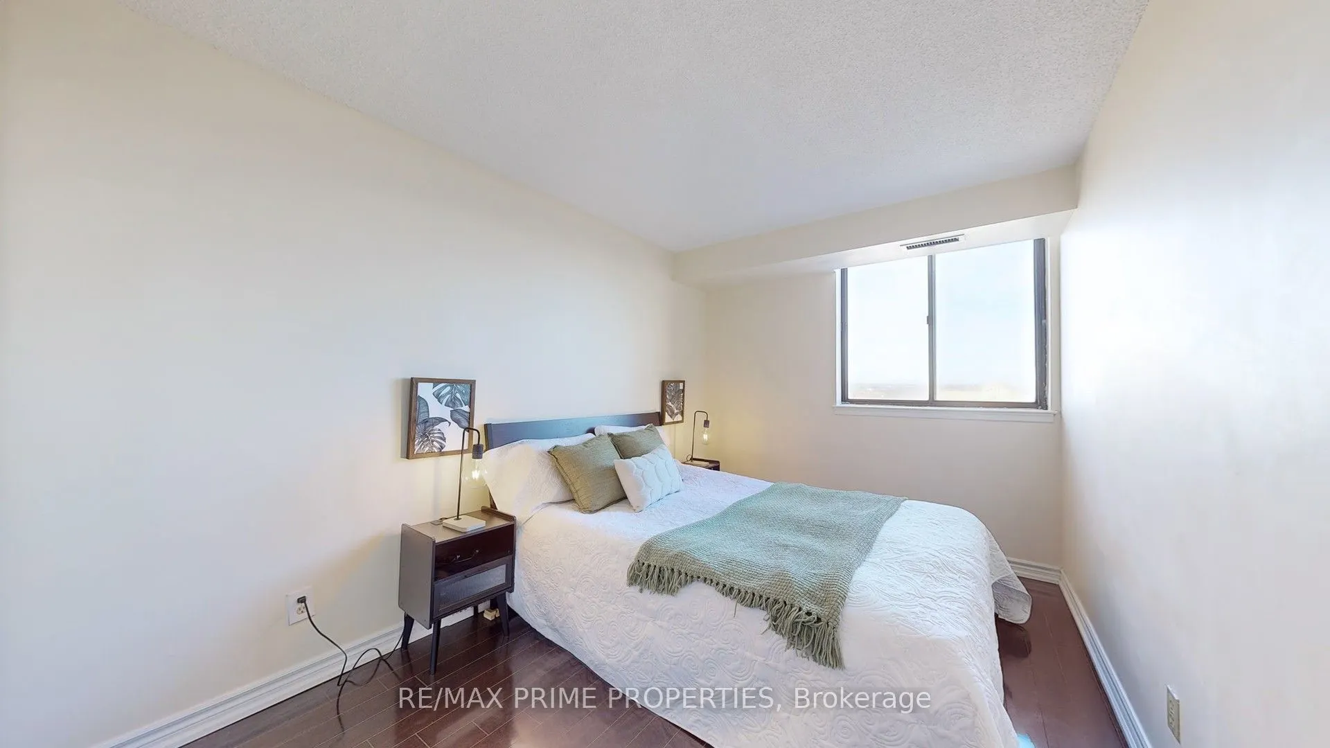 55 Bamburgh Circle, #1112