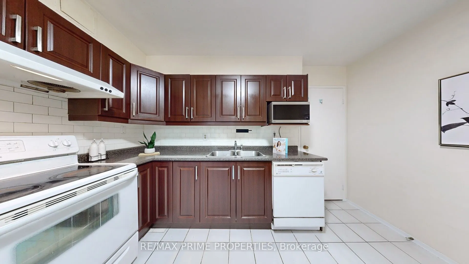 55 Bamburgh Circle, #1112