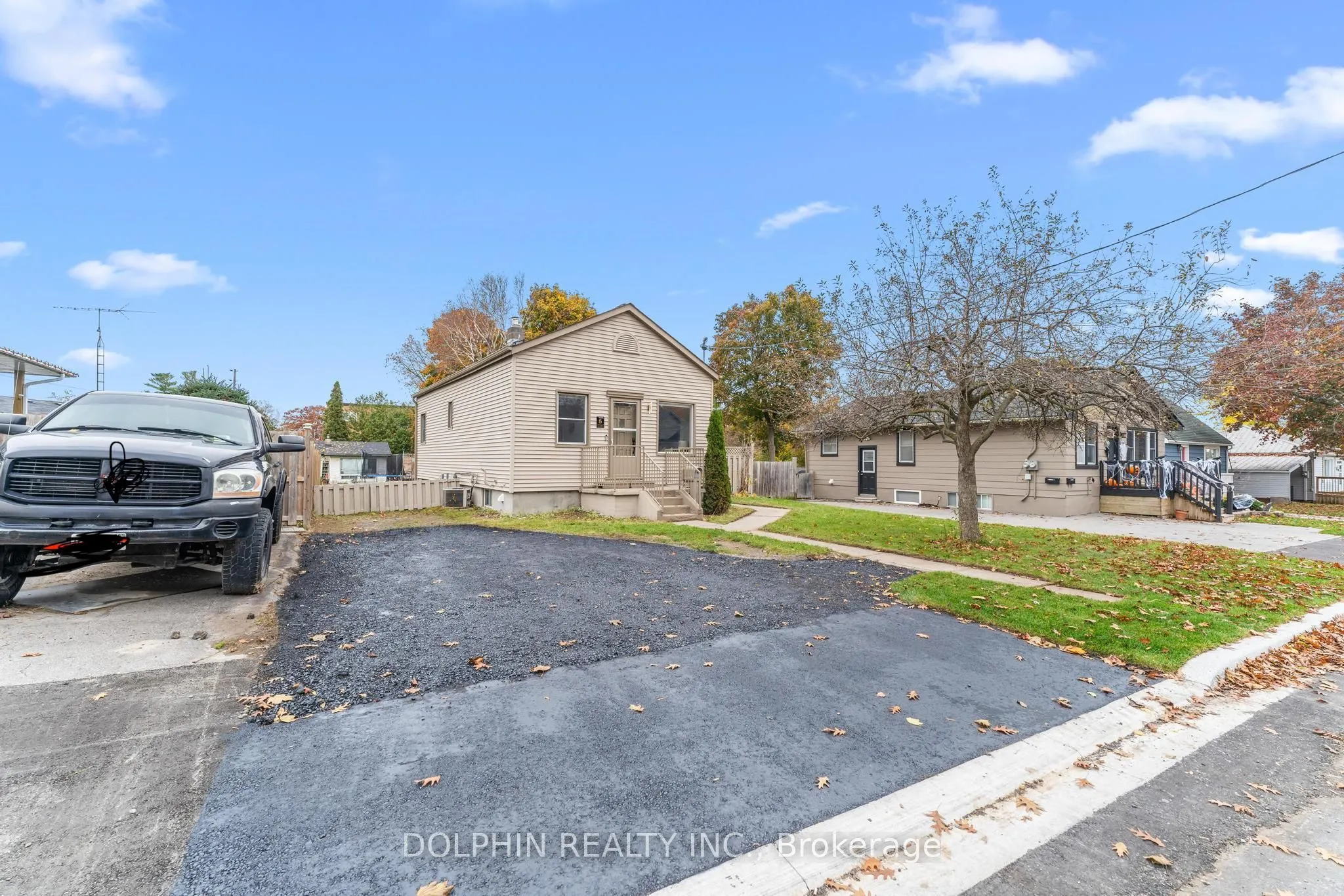 5 Victoria Street, #Upper
