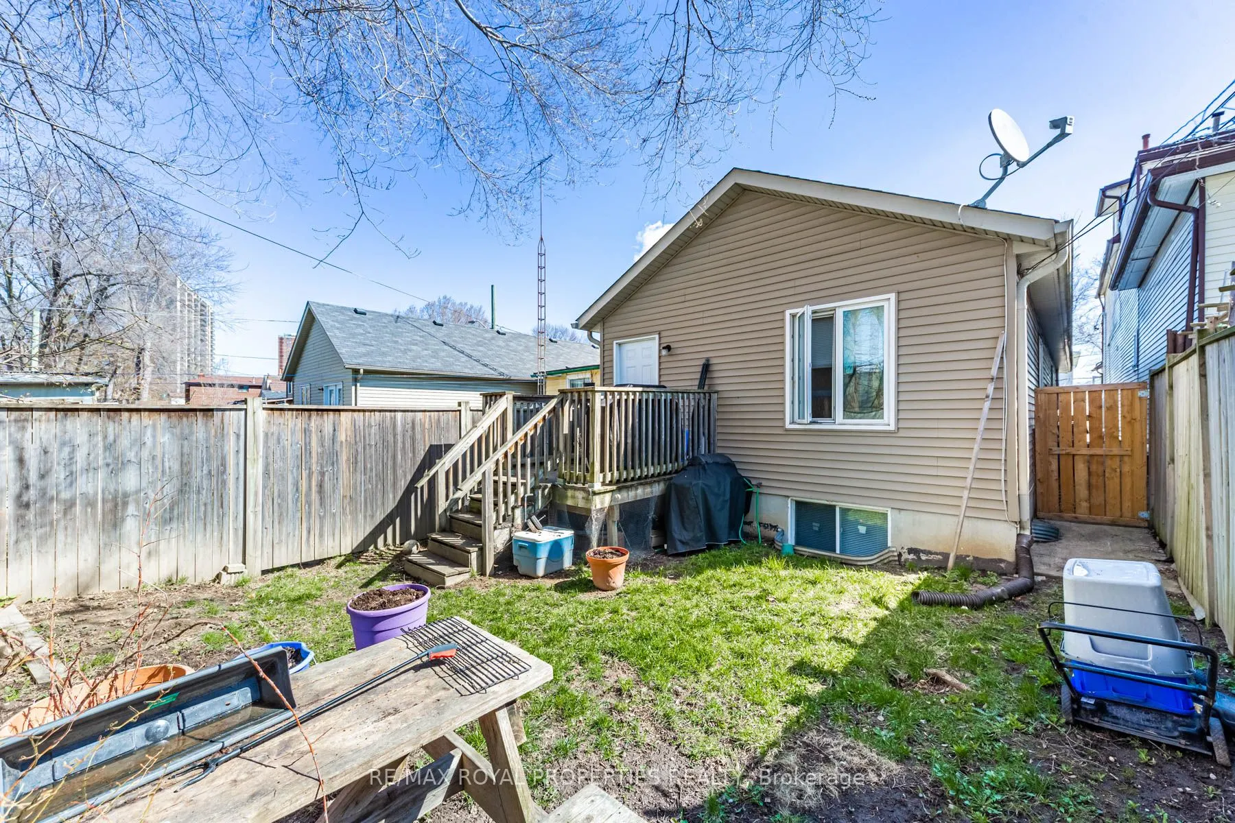 32 St Dunstan Drive
