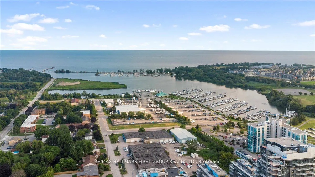 1600 Charles Street #401