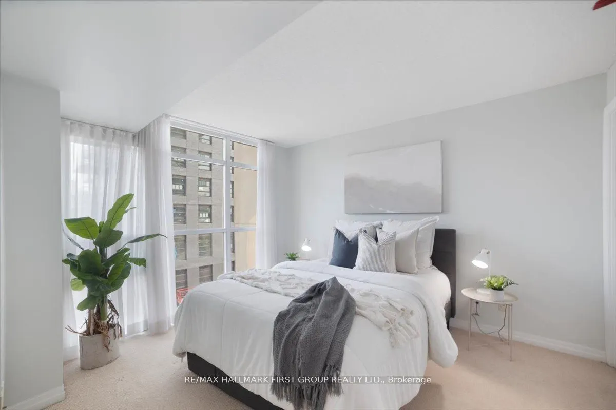 1600 Charles Street #401