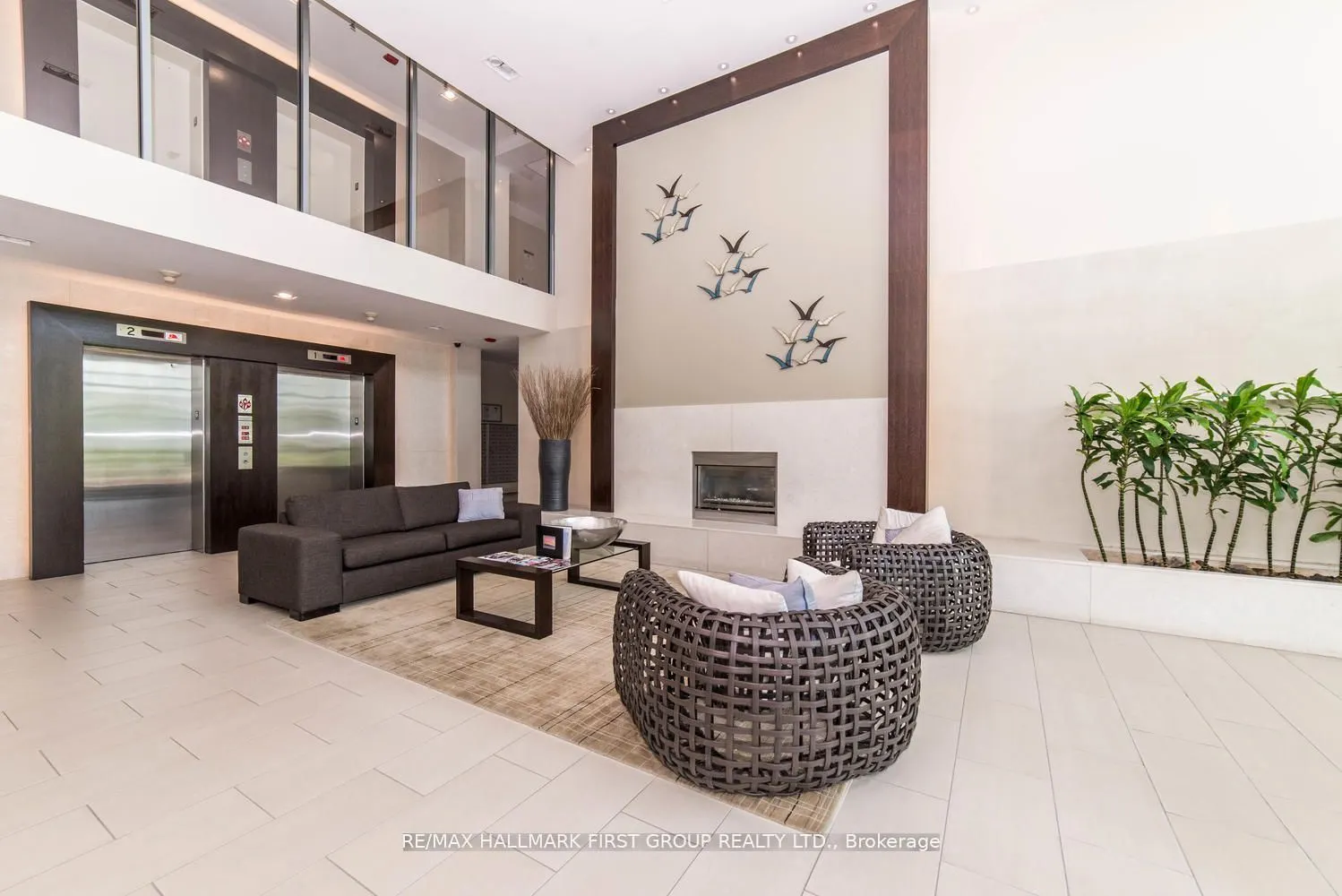 1600 Charles Street #401