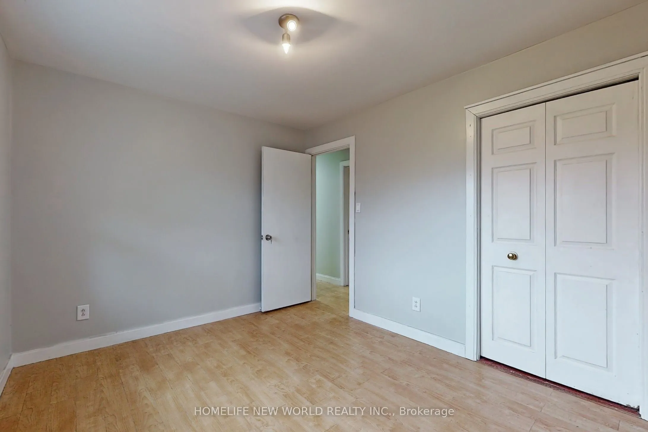 3025 Moffat Road