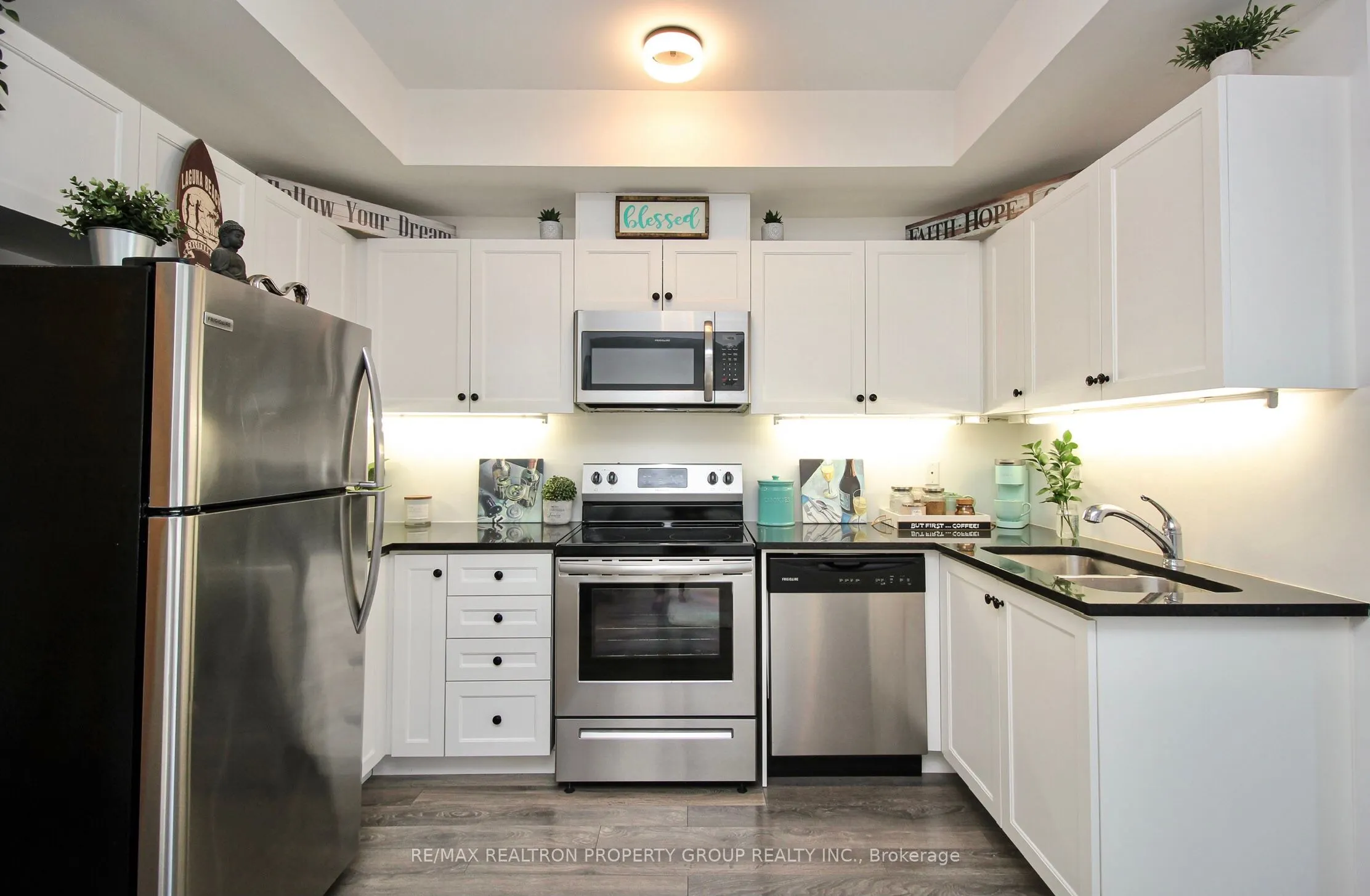 2590 William Jackson Drive, #10