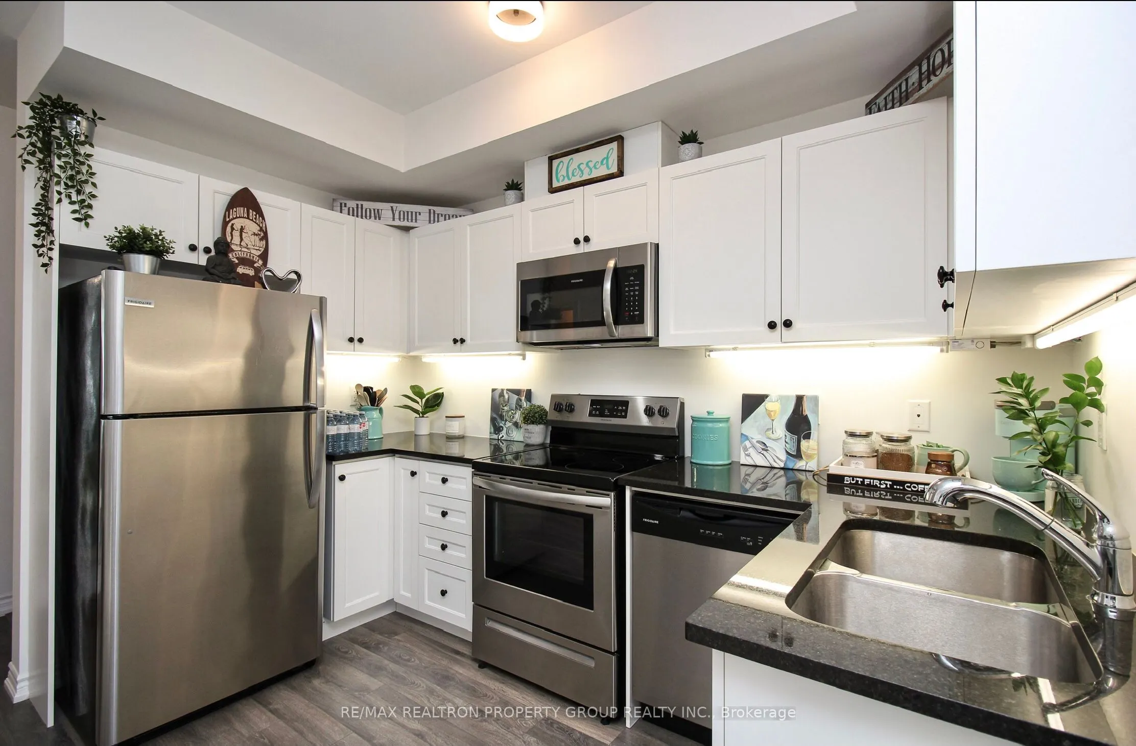 2590 William Jackson Drive, #10