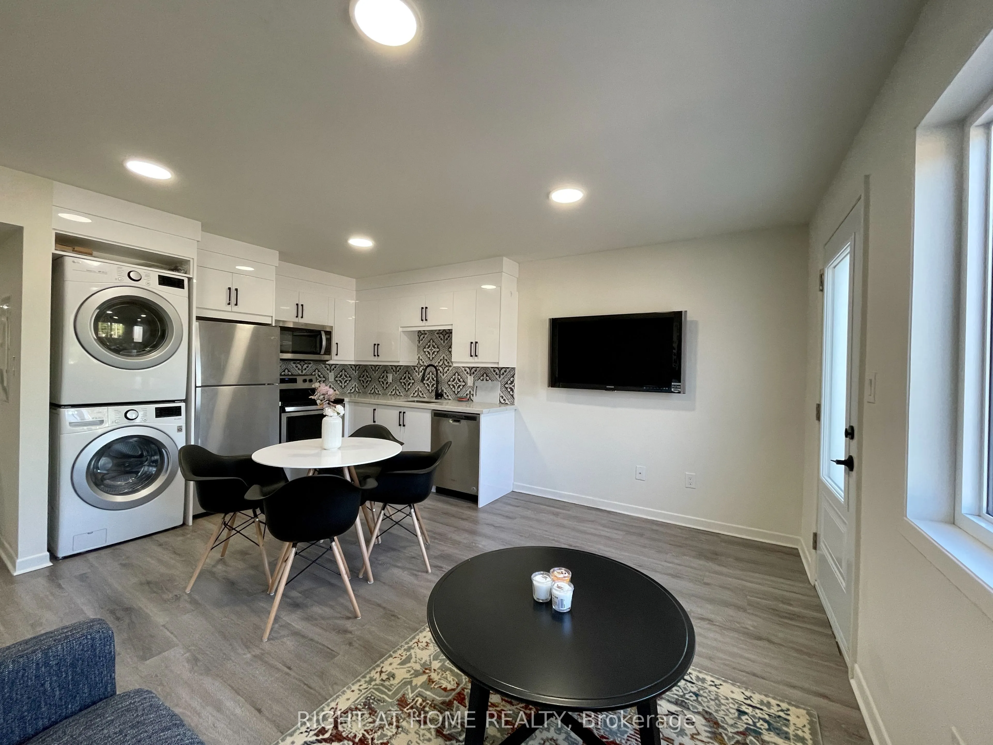 1258 Broadview Avenue, #3