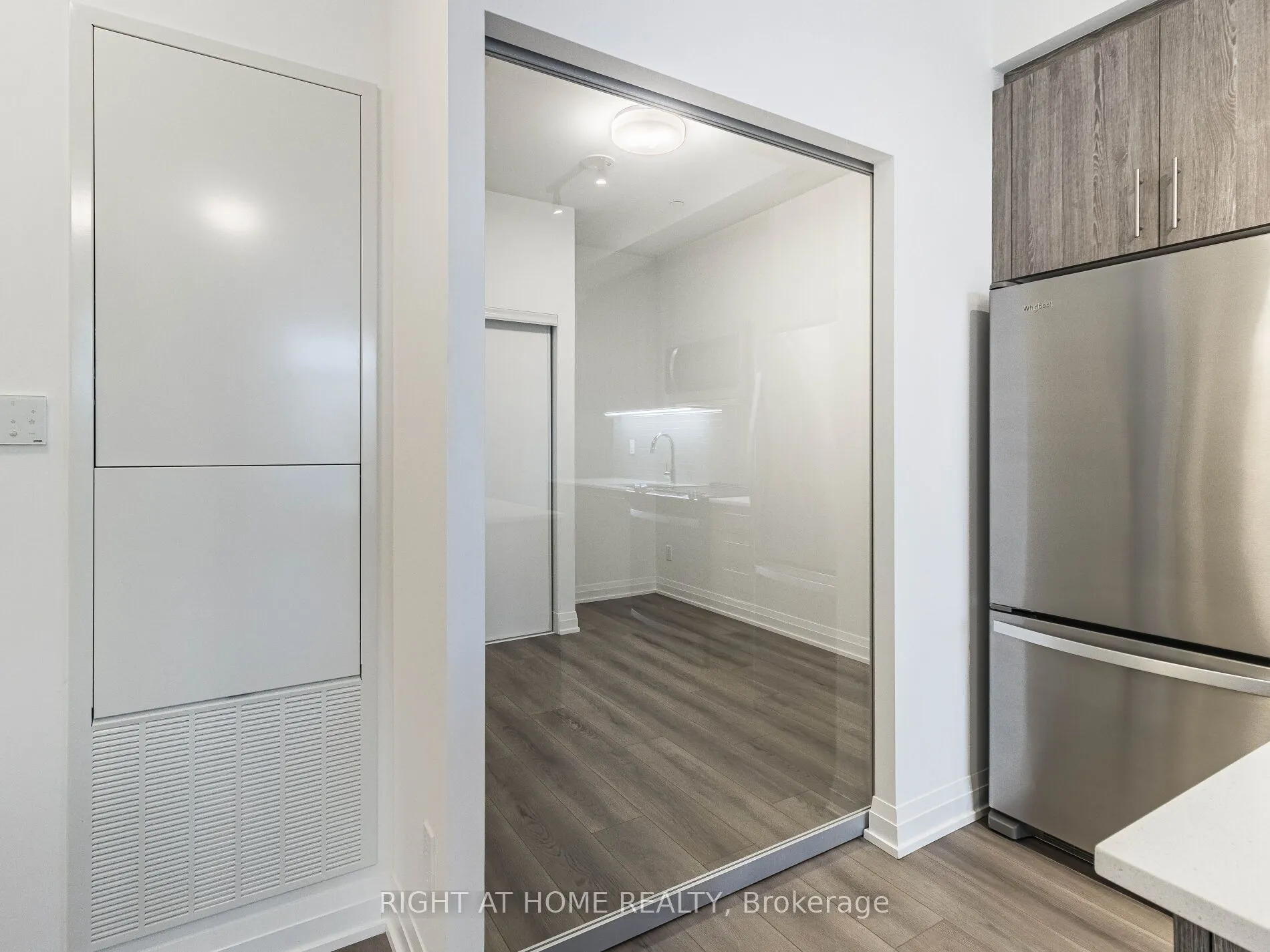 286 Main Street, #314