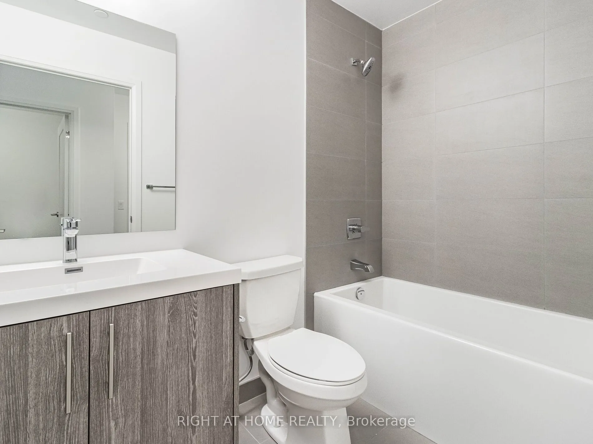 286 Main Street, #314