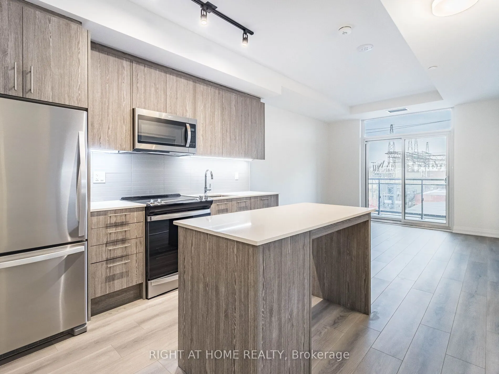 286 Main Street, #314