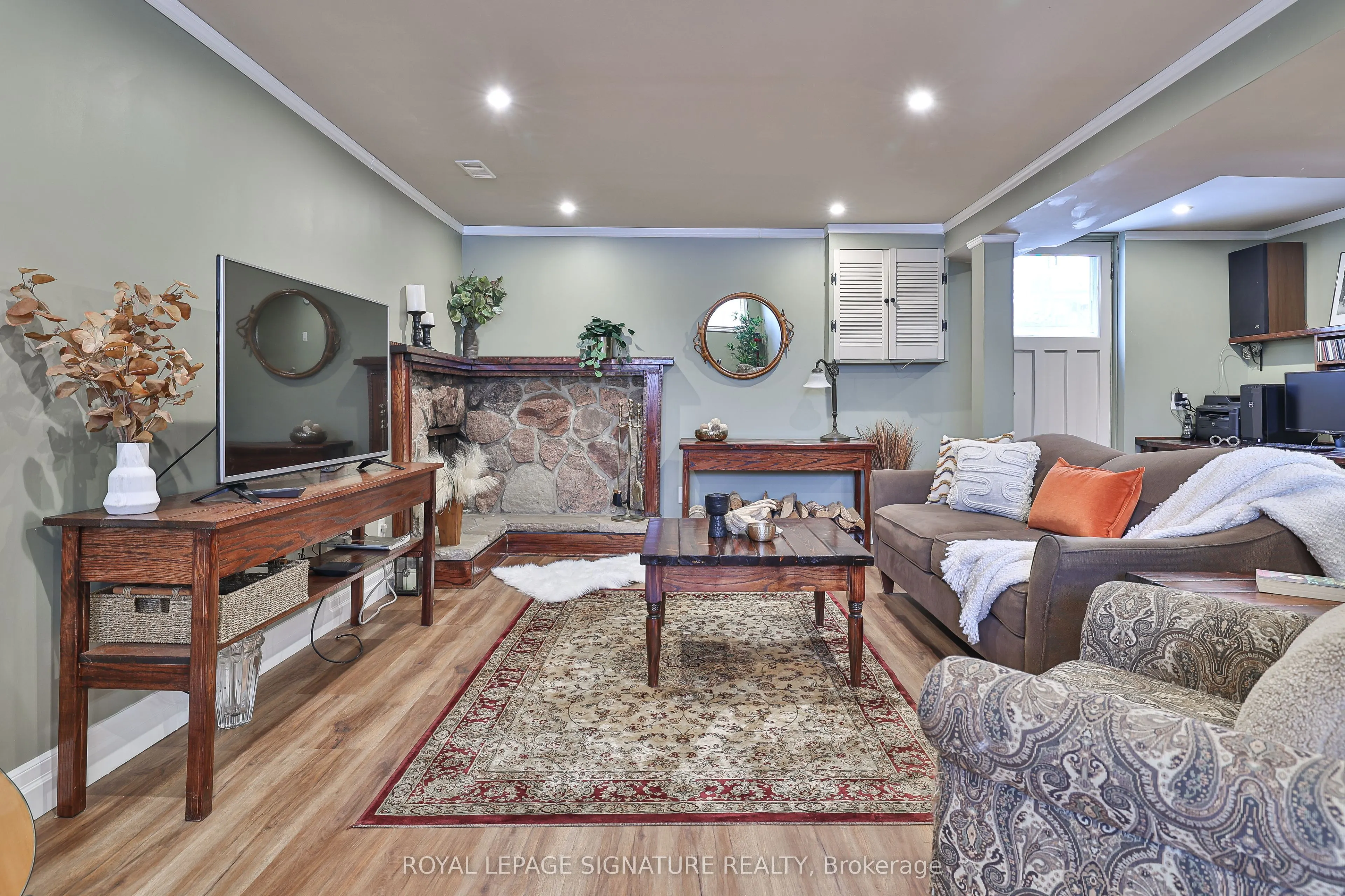 21 Griselda Crescent