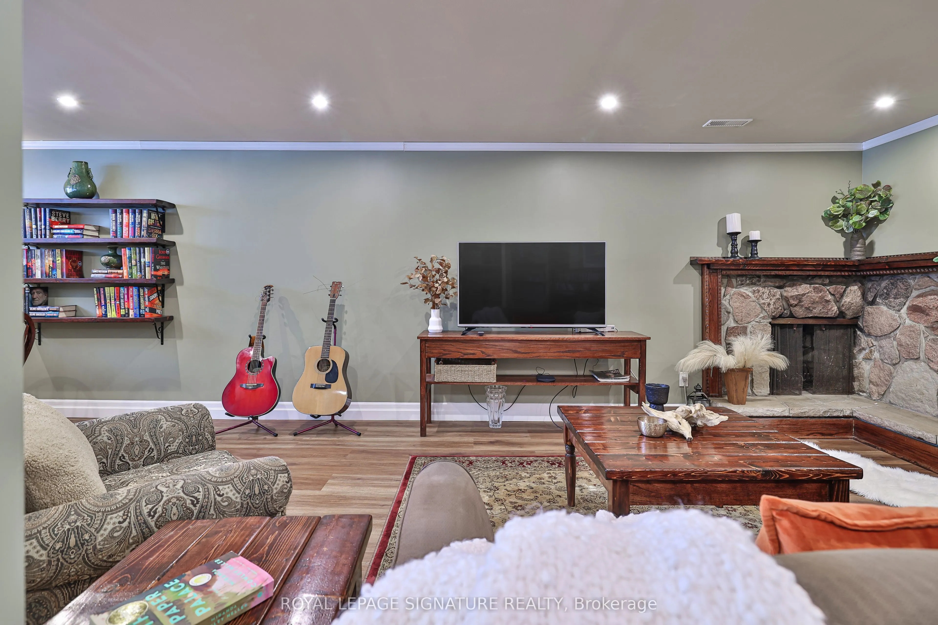 21 Griselda Crescent